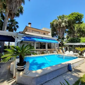 Villa Matias Pool And Beach
